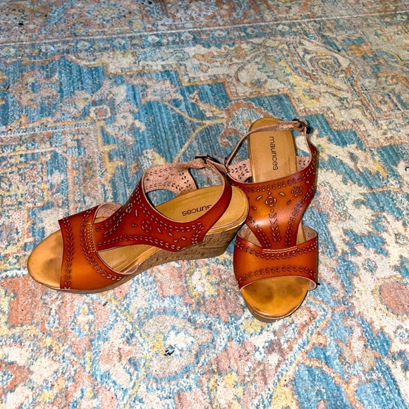 Maurices Wedge Sandals - Picture 1 of 3